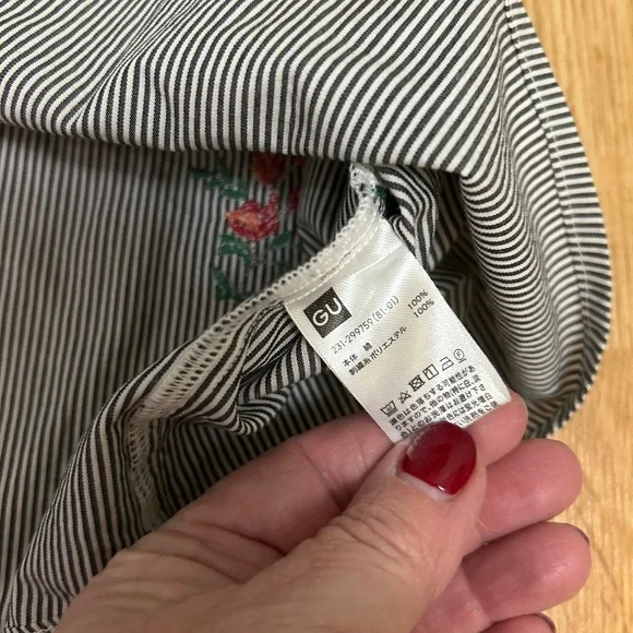 Blouse - Picture 3 of 3